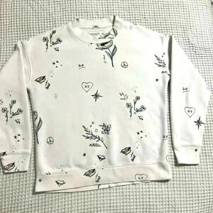 Abercrombie & Fitch Relaxed
Soft A&F Fleece White Graffiti Size M